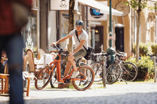 Lade das Bild in den Galerie-Viewer, Centurion Easy R700i