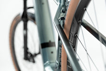 Lade das Bild in den Galerie-Viewer, Centurion Backfire R2000 EQ