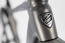 Lade das Bild in den Galerie-Viewer, Centurion Crossfire R2000 D