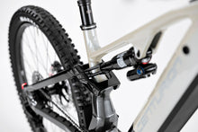 Lade das Bild in den Galerie-Viewer, Centurion No Pogo R3000