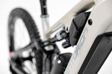 Lade das Bild in den Galerie-Viewer, Centurion No Pogo R3000