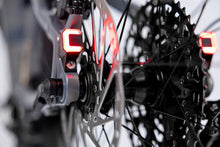 Lade das Bild in den Galerie-Viewer, Centurion Numinis R2000