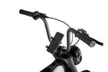 Lade das Bild in den Galerie-Viewer, Brekr Phone Lockr