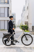 Lade das Bild in den Galerie-Viewer, Coboc Vesterbro