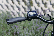 Lade das Bild in den Galerie-Viewer, QWIC - Premium i MN7.2 lcd konsole