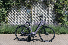 Lade das Bild in den Galerie-Viewer, QWIC - Premium i MN7.2 stone lilac freistehend
