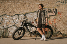 Lade das Bild in den Galerie-Viewer, MC-EBike - E-CoffeeCruiser mit modell