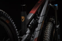 Lade das Bild in den Galerie-Viewer, Rotwild - R.G375 PRO fahrwerk