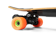 Lade das Bild in den Galerie-Viewer, Evolve Skateboards Germany Stoke 2 Orangatang Caguama orange motors
